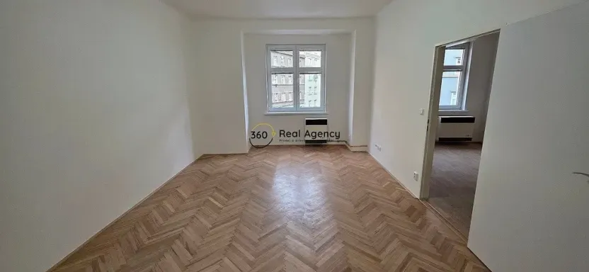 Pronájem bytu 1+1, Praha - Nusle, Na Jezerce, 49 m2