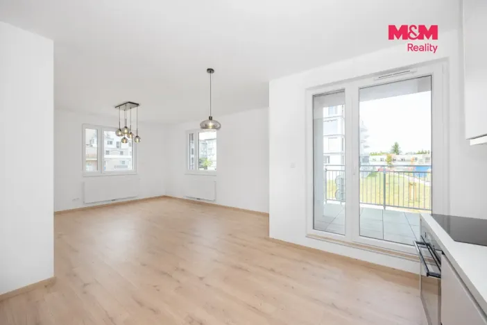 Pronájem bytu 3+kk, Pardubice, U Sportovní školy, 82 m2