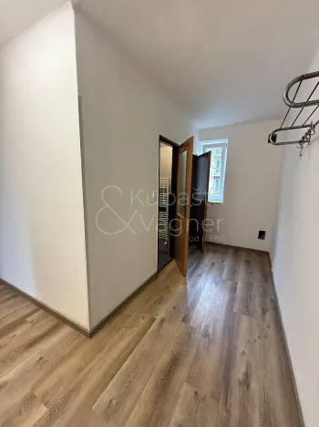 Pronájem bytu 2+1, Chrudim, Dr. Václava Peška, 56 m2