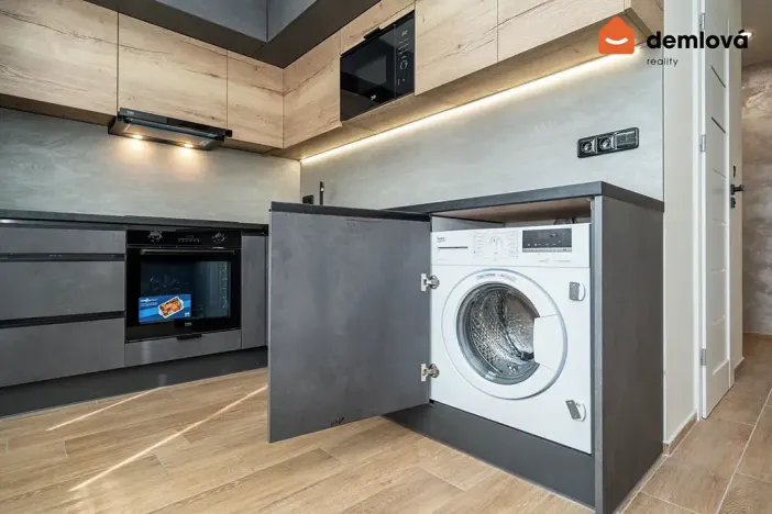 Pronájem bytu 2+1, Ostrava, Otakara Jeremiáše, 58 m2