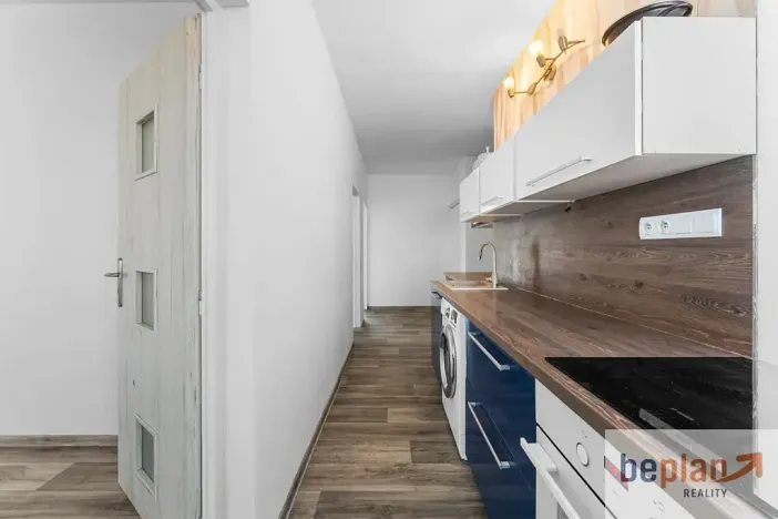 Prodej bytu 3+1, Děčín, Jezdecká, 64 m2