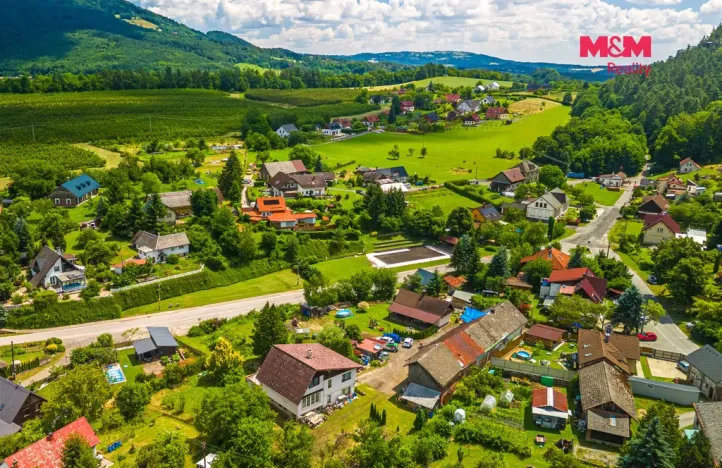 Prodej rodinného domu, Klokočí, 240 m2