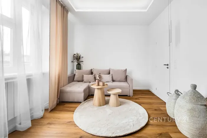 Pronájem bytu 1+kk, Praha - Žižkov, Jeseniova, 28 m2