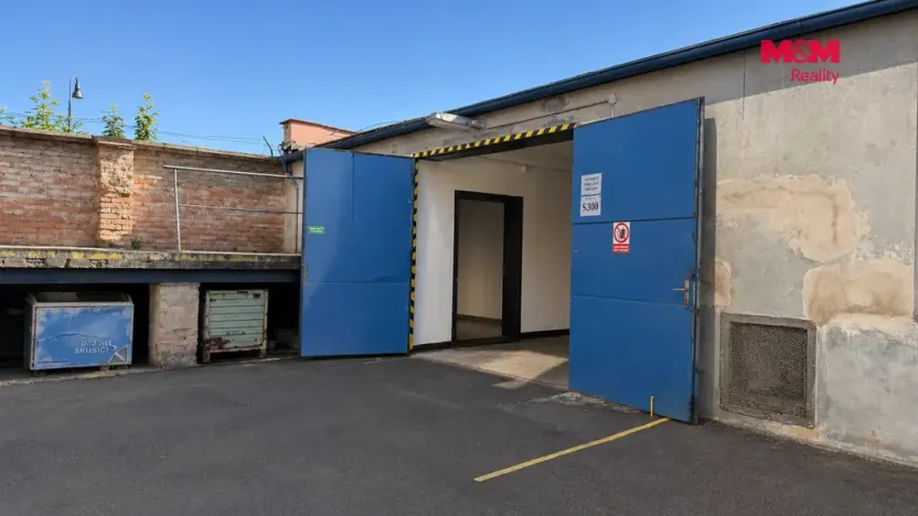 Pronájem skladu, Louny, Říční, 107 m2
