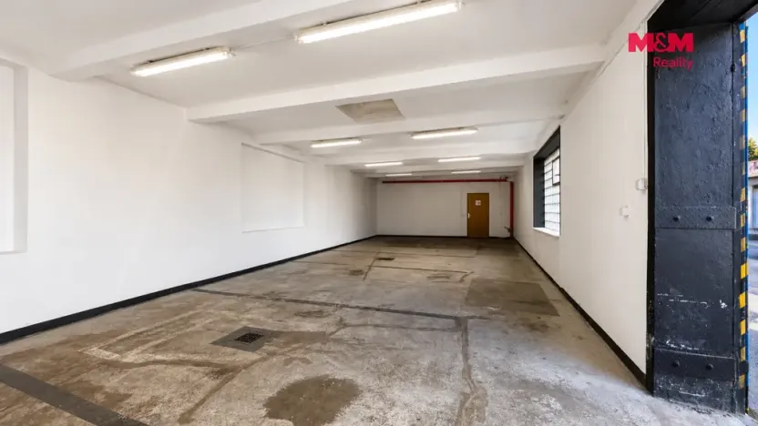 Pronájem skladu, Louny, Říční, 107 m2