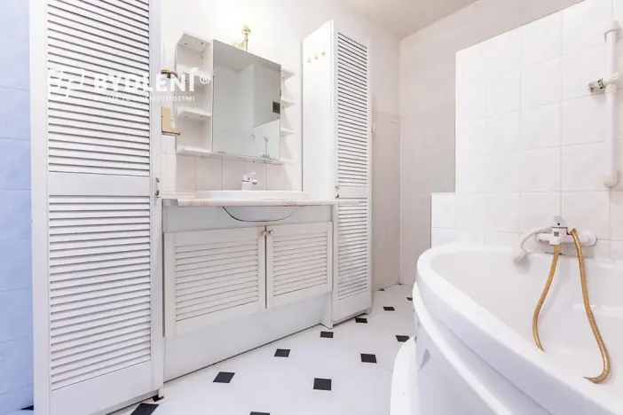 Prodej bytu 3+1, Teplice, Trnovanská, 70 m2