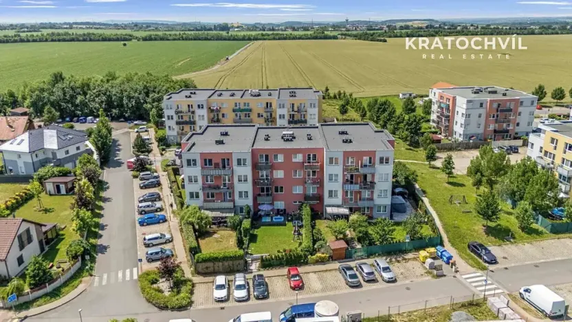 Prodej bytu 2+kk, Jesenice, Na Okruhu, 42 m2