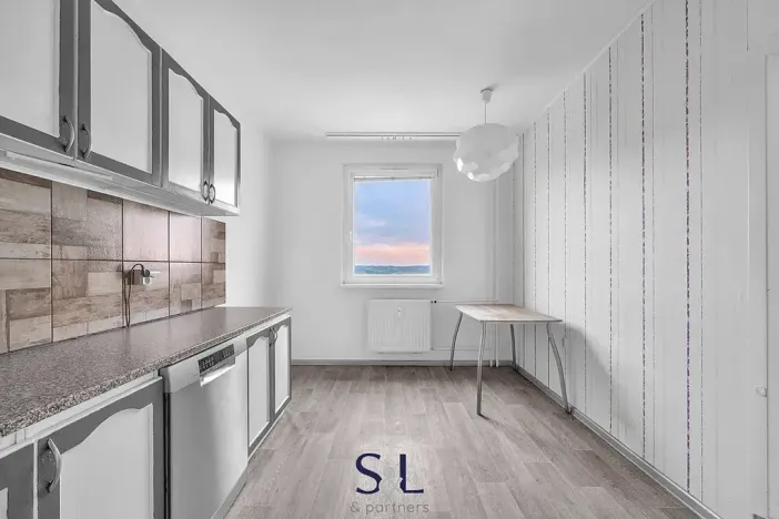 Prodej bytu 4+1, Česká Lípa, Hradecká, 98 m2