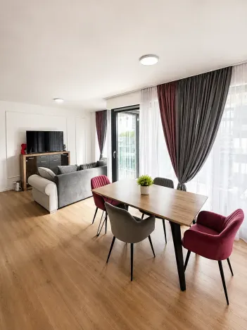 Pronájem bytu 2+kk, Praha - Libeň, Menclova, 52 m2
