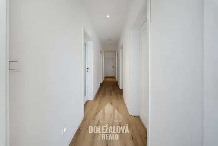 Prodej rodinného domu, Smrčná, 195 m2