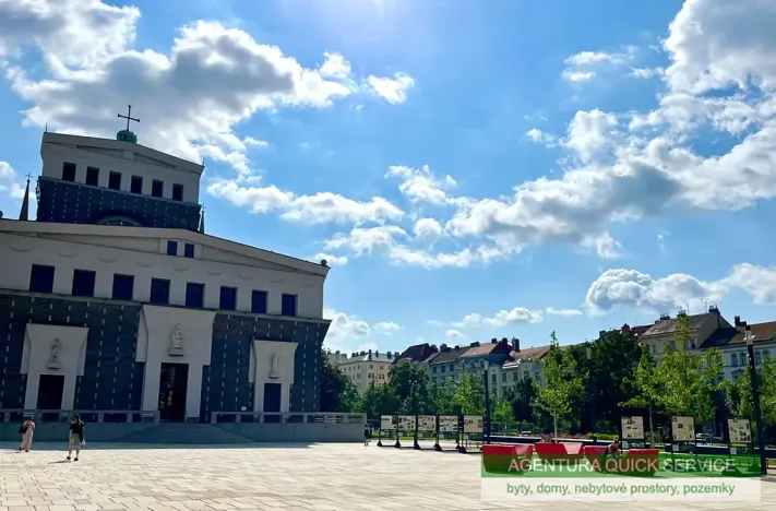 Pronájem restaurace, Praha - Vinohrady, 180 m2