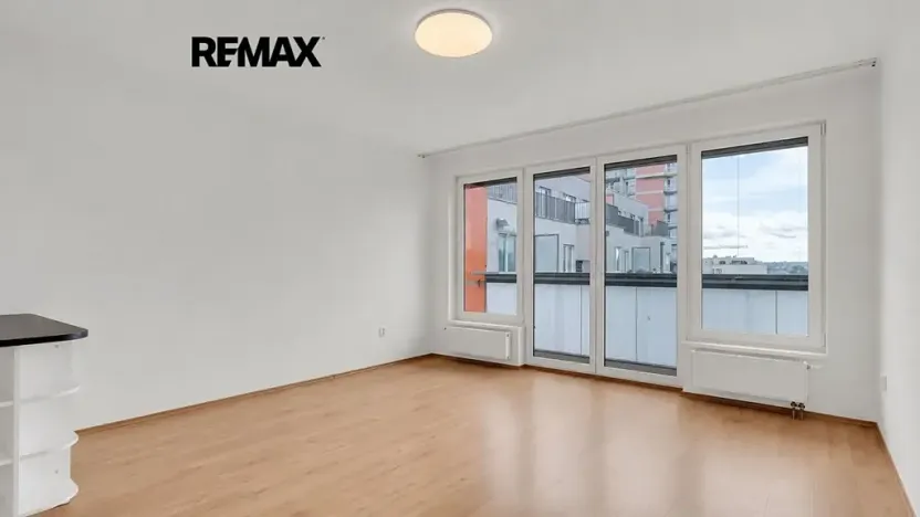 Prodej bytu 2+kk, Praha - Strašnice, Názovská, 60 m2