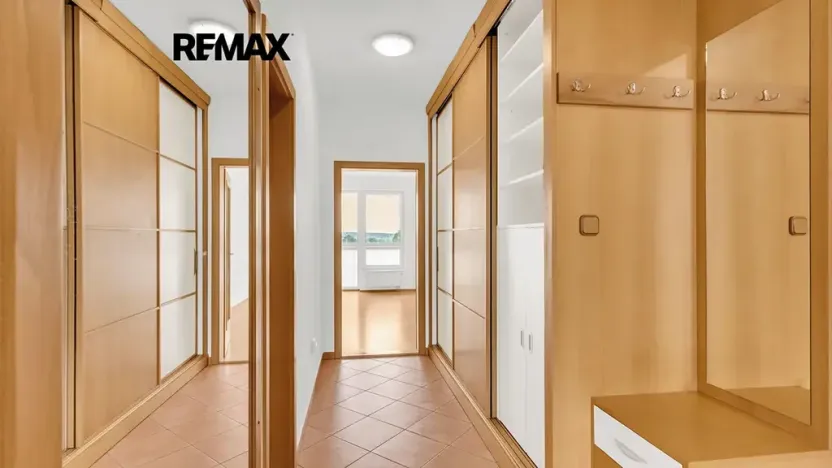 Prodej bytu 2+kk, Praha - Strašnice, Názovská, 60 m2