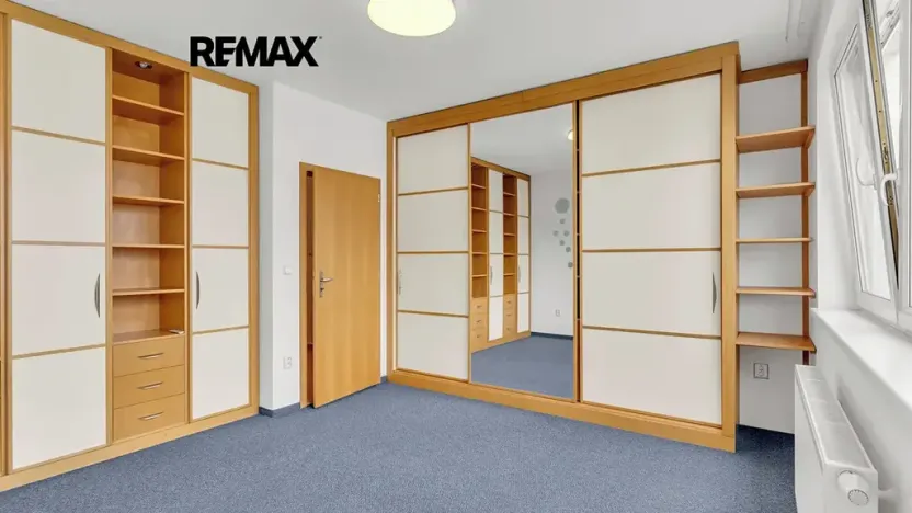 Prodej bytu 2+kk, Praha - Strašnice, Názovská, 60 m2