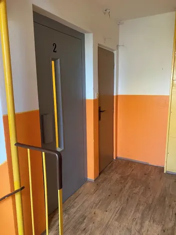 Prodej bytu 1+kk, Duchcov, V Domkách, 34 m2