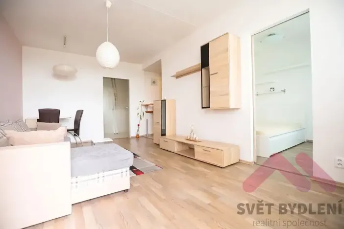 Pronájem bytu 2+kk, Praha - Stodůlky, Petržílkova, 50 m2