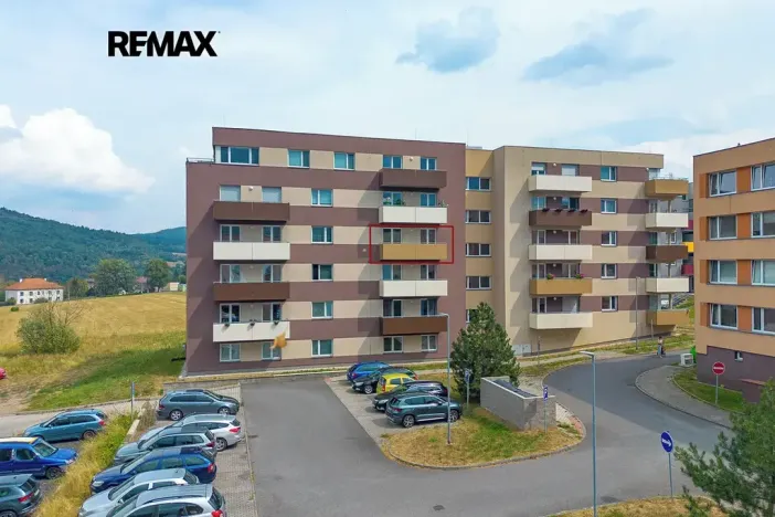 Prodej bytu 2+kk, Jince, Zborovská, 45 m2