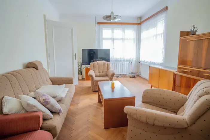 Prodej rodinného domu, Tanvald, Komenského, 600 m2