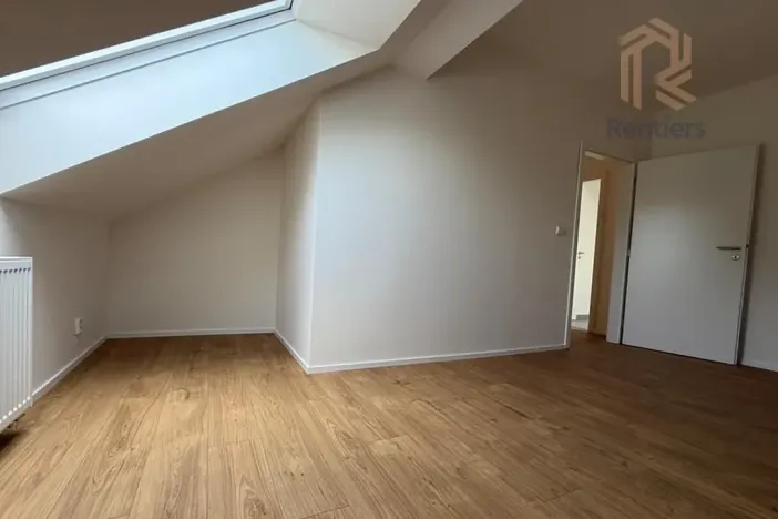 Prodej rodinného domu, Rostoklaty, 137 m2