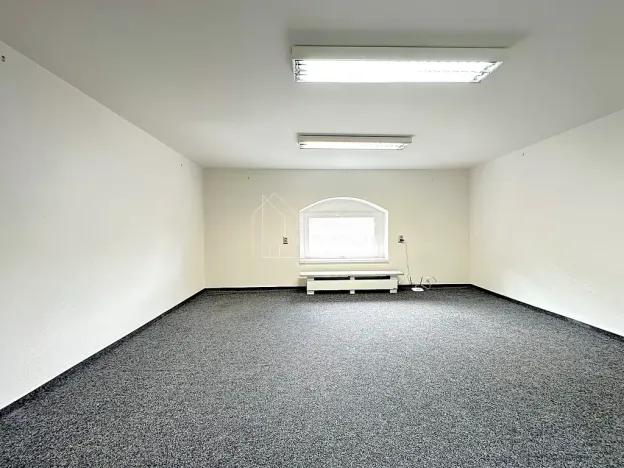 Pronájem kanceláře, Praha - Karlín, Thámova, 17 m2