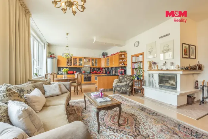 Prodej atypického bytu, Praha, Nuselská, 171 m2