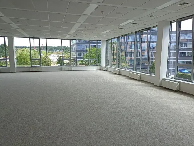 Pronájem kanceláře, Praha - Jinonice, Radlická, 500 m2