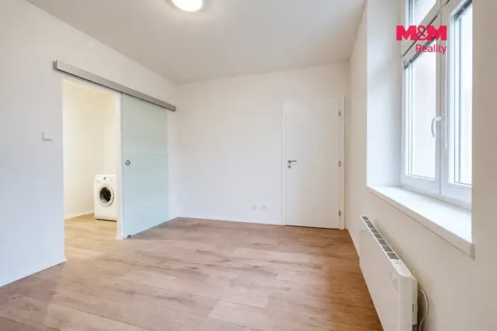 Prodej bytu 2+kk, Plzeň - Doubravka, Masarykova, 45 m2