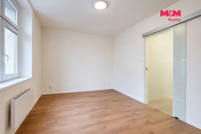 Prodej bytu 2+kk, Plzeň - Doubravka, Masarykova, 45 m2