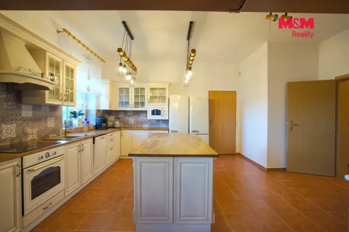 Prodej rodinného domu, Čeladná, 400 m2