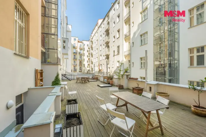 Pronájem bytu 3+1, Praha - Nové Město, Rašínovo nábřeží, 101 m2