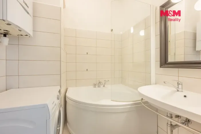 Pronájem bytu 3+1, Praha - Nové Město, Rašínovo nábřeží, 101 m2