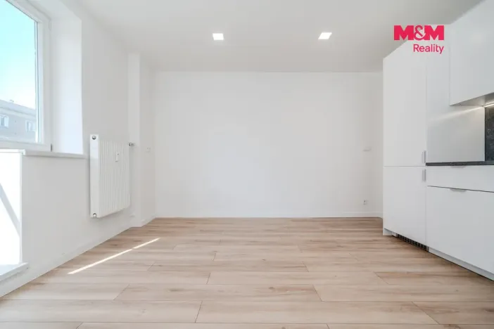 Prodej bytu 2+kk, Ostrava - Poruba, Havlíčkovo náměstí, 42 m2