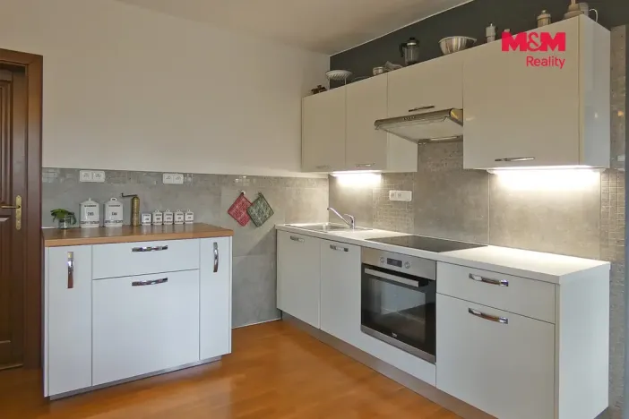 Prodej rodinného domu, Zákupy, Borská, 254 m2
