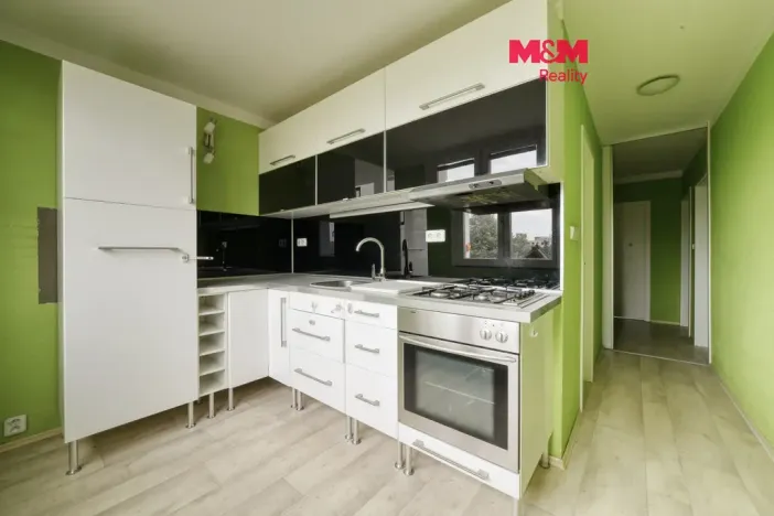 Prodej bytu 3+1, Sokolov, Slavíčkova, 84 m2