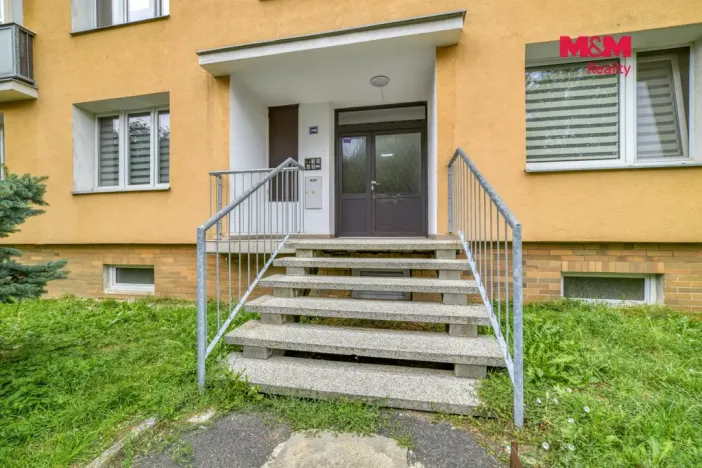 Prodej bytu 3+1, Sokolov, Slavíčkova, 84 m2