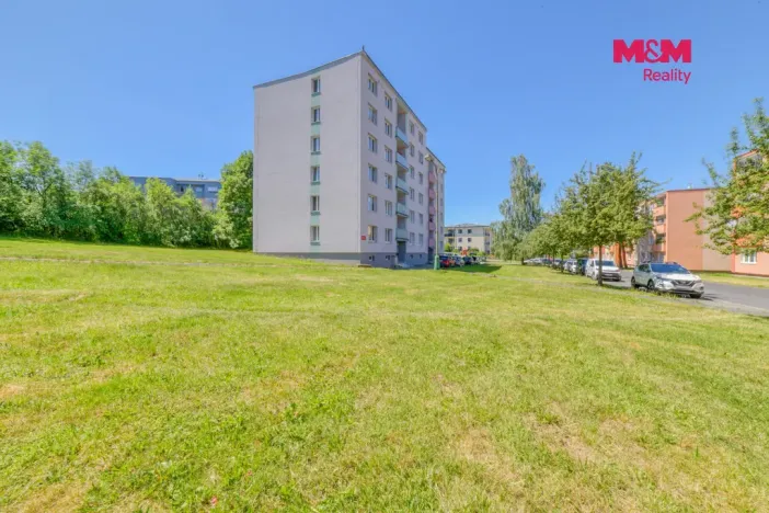 Prodej bytu 1+kk, Karlovy Vary - Doubí, 20 m2