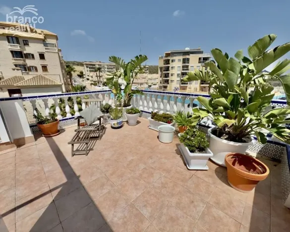 Prodej rodinného domu, Guardamar del Segura, Alicante, Španělsko, 270 m2