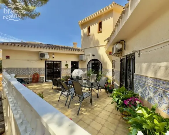 Prodej rodinného domu, Algorfa - La Finca Golf, Alicante, Španělsko, 320 m2