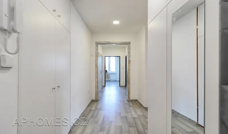 Pronájem bytu 3+1, Praha, Nad Primaskou, 70 m2