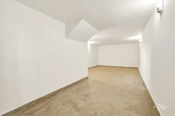 Prodej rodinného domu, Černolice, Ke dvoru, 375 m2