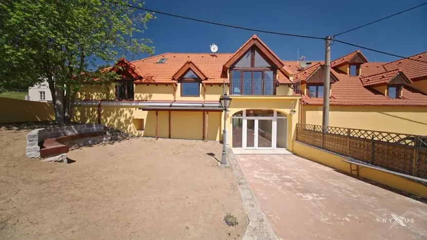 Prodej rodinného domu, Černolice, Ke dvoru, 375 m2