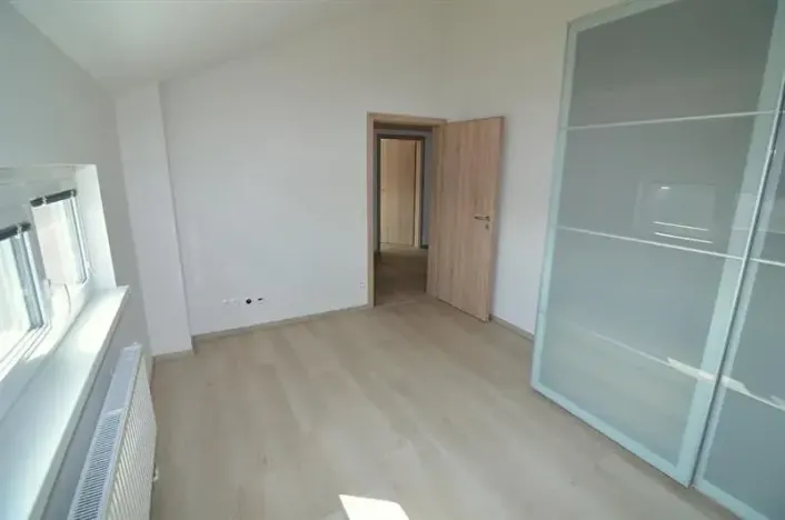 Pronájem rodinného domu, Jesenice, Albatrosová, 112 m2