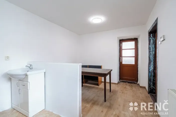 Prodej rodinného domu, Radostice, Pod Sirotkem, 110 m2