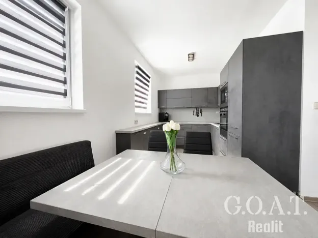 Prodej bytu 4+kk, Vejprnice, Línská, 74 m2