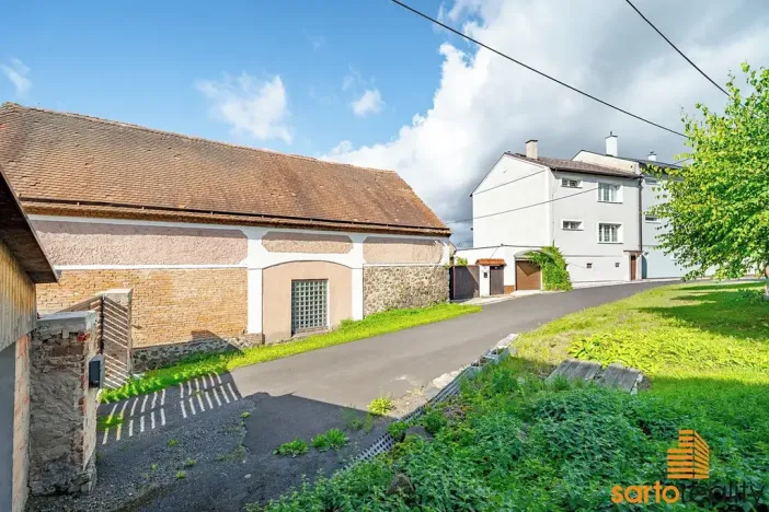 Prodej rodinného domu, Hrobčice, 360 m2