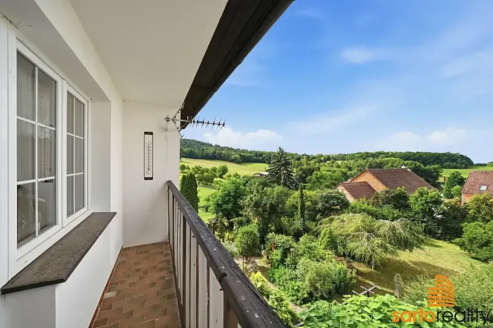 Prodej rodinného domu, Hrobčice, 360 m2