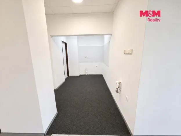 Pronájem obchodního prostoru, Karviná - Nové Město, tř. Osvobození, 93 m2
