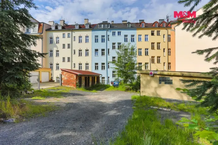 Prodej bytu 3+1, Karlovy Vary, Škroupova, 96 m2