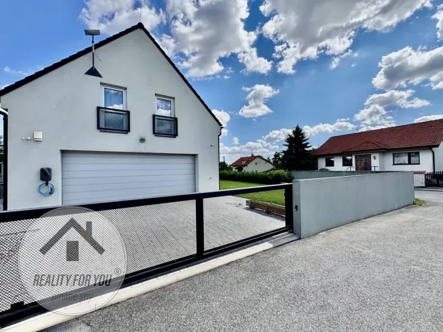 Prodej rodinného domu, Bělá pod Bezdězem, Radechovská, 240 m2