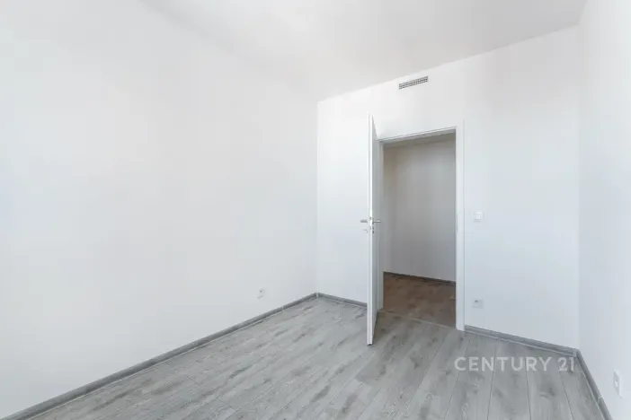 Pronájem bytu 3+kk, Praha, 66 m2